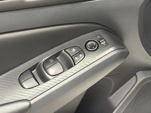 Used 2025 Nissan Altima 2.5 S FWD image 20