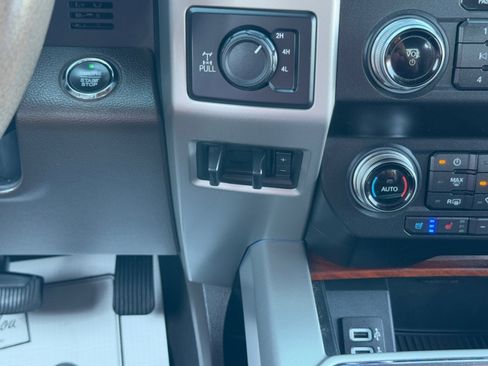 Used 2019 Ford F250 King Ranch w/ Chrome Package image 30