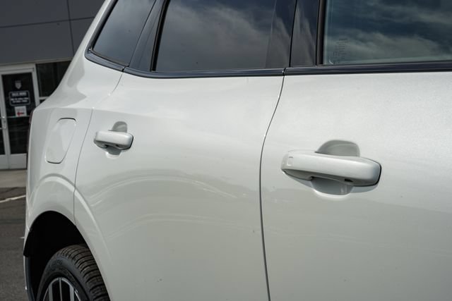 New 2026 Volvo XC60 B5 Ultra w/ Protection Package Premier AWD/4WD image 17