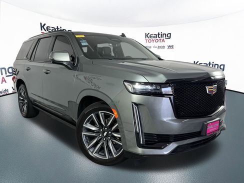 Used 2024 Cadillac Escalade Sport w/ Touring Package image 3
