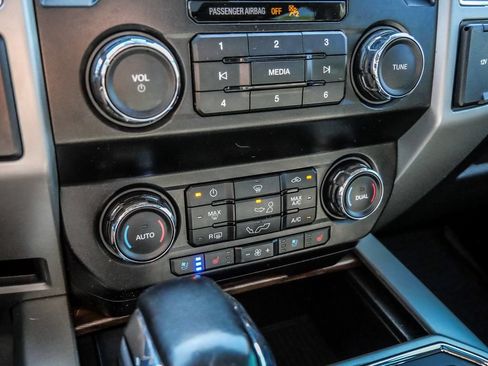 Used 2020 Ford F150 Lariat AWD/4WD image 44