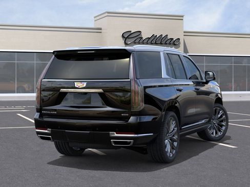 New 2026 Cadillac Escalade Luxury w/ LPO, Radiant Package AWD/4WD image 4