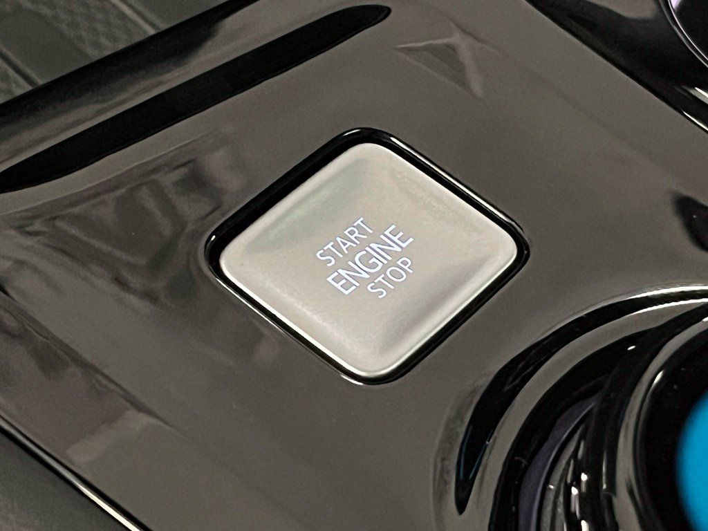 New 2027 Volkswagen Atlas SEL R-Line AWD/4WD image 12