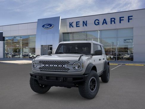 New 2026 Ford Bronco Badlands image 2