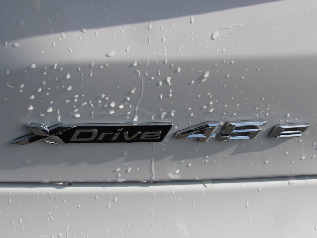 Used 2023 BMW X5 xDrive45e w/ Executive Package AWD/4WD image 8