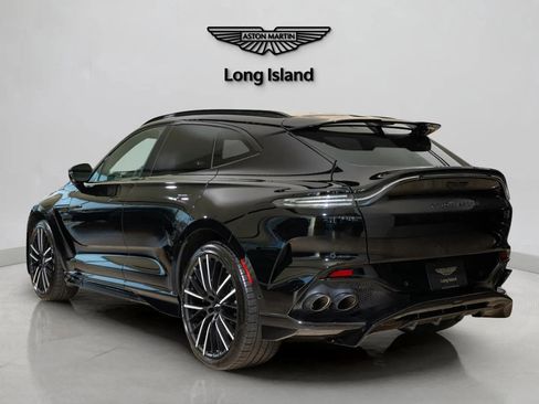 Used 2025 Aston Martin DBX 707 image 4