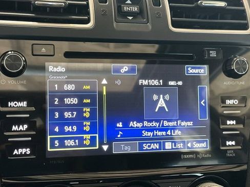 Used 2017 Subaru Forester 2.5i Touring image 23