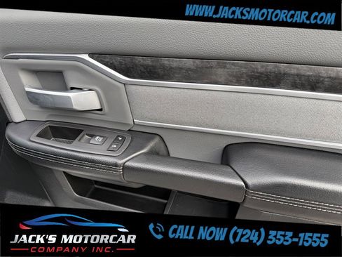 Used 2021 RAM 3500 Big Horn image 26