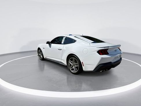 Used 2024 Ford Mustang GT Premium RWD image 6