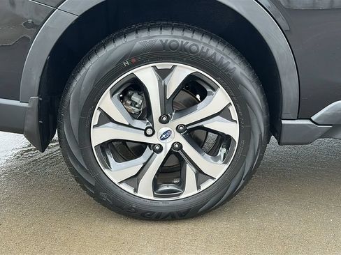Used 2022 Subaru Outback Touring XT AWD/4WD image 17