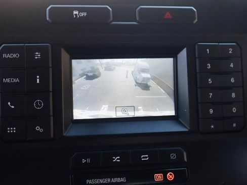 Used 2020 Ford F550 2WD Regular Cab Super Duty image 35