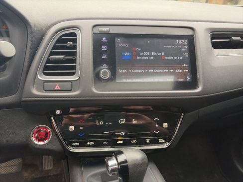 Used 2022 Honda HR-V EX image 20