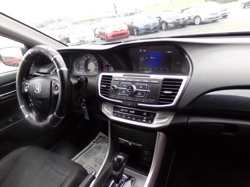 Used 2014 Honda Accord Sport image 33