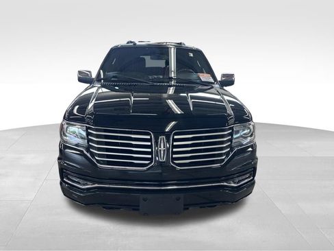 Used 2017 Lincoln Navigator L Reserve AWD/4WD image 5