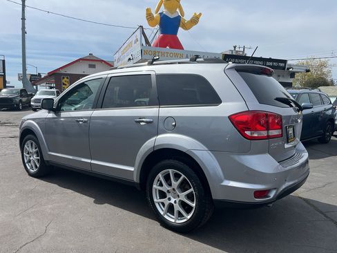 Used 2017 Dodge Journey GT w/ Flexible Seating Group image 4