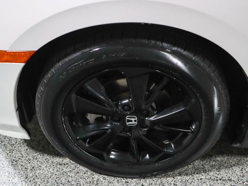 Used 2024 Honda Odyssey Sport image 11