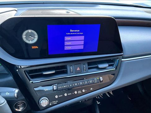 Used 2024 Lexus ES 300h w/ Premium Package FWD image 34
