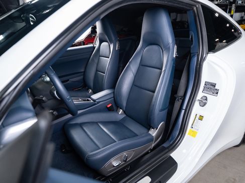 Used 2013 Porsche 911 image 41