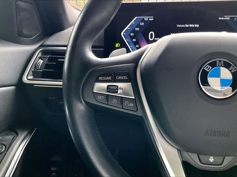 Certified 2024 BMW 330i Sedan image 23