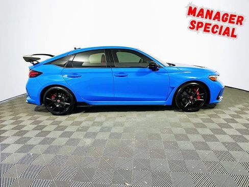 Used 2025 Honda Civic Type R image 9