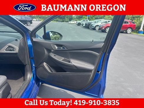 Used 2019 Chevrolet Cruze LT w/ Convenience Package FWD image 36