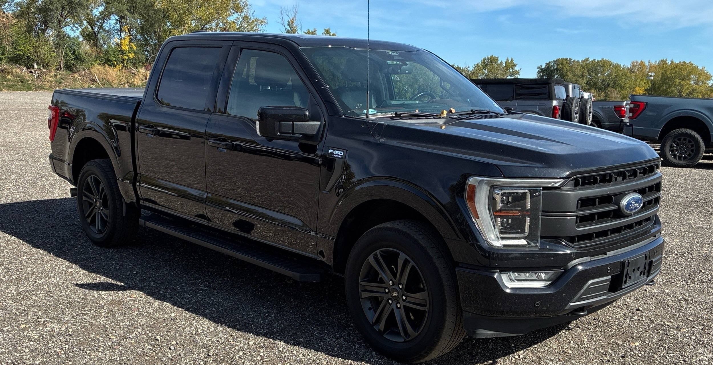 Used 2022 Ford F150 Lariat w/ Equipment Group 502A High AWD/4WD image 3