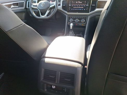 Used 2022 Volkswagen Atlas SE image 29