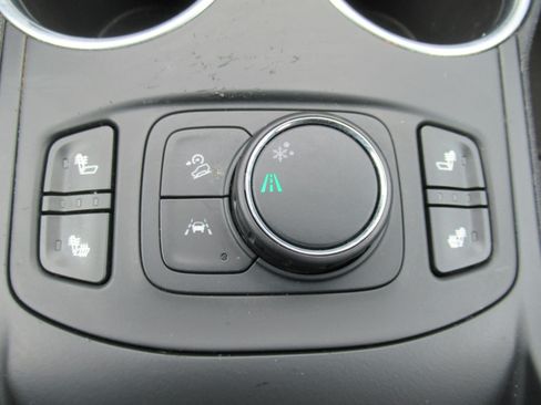 Used 2020 GMC Terrain SLT w/ Preferred Package FWD image 26