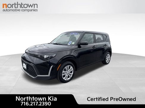 Certified 2025 Kia Soul LX FWD image 1