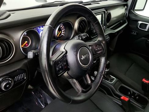 Used 2019 Jeep Wrangler Unlimited Sport S AWD/4WD image 45