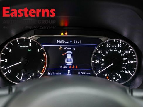 Used 2024 Nissan Altima 2.5 SV image 18