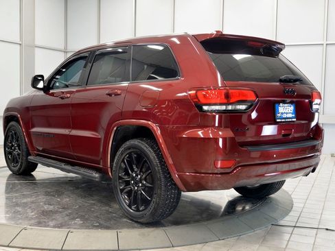 Used 2021 Jeep Grand Cherokee Laredo X image 6