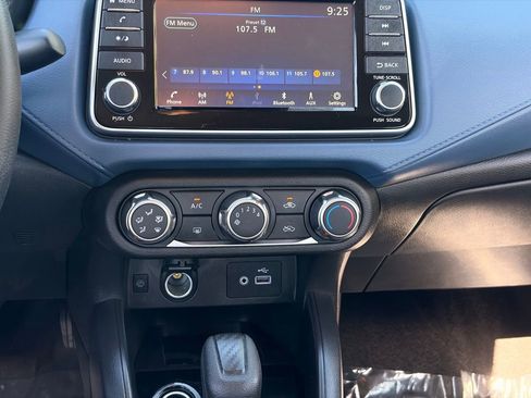 Certified 2025 Nissan Versa SV FWD image 22