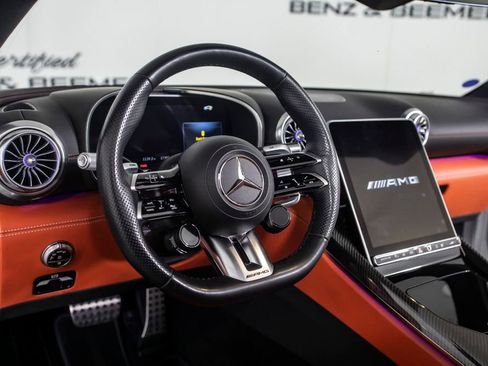 Used 2022 Mercedes-Benz SL 63 AMG 4MATIC image 27