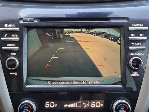 Used 2021 Nissan Murano S image 16