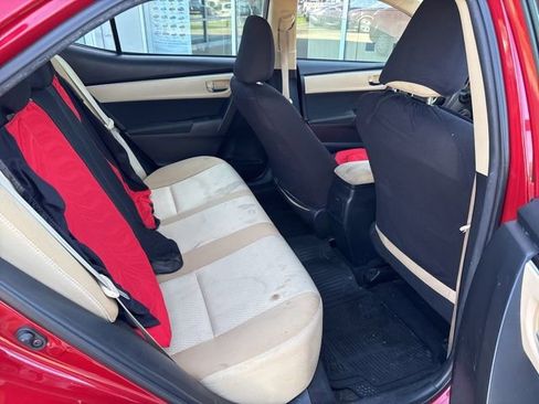 Used 2017 Toyota Corolla LE FWD image 32