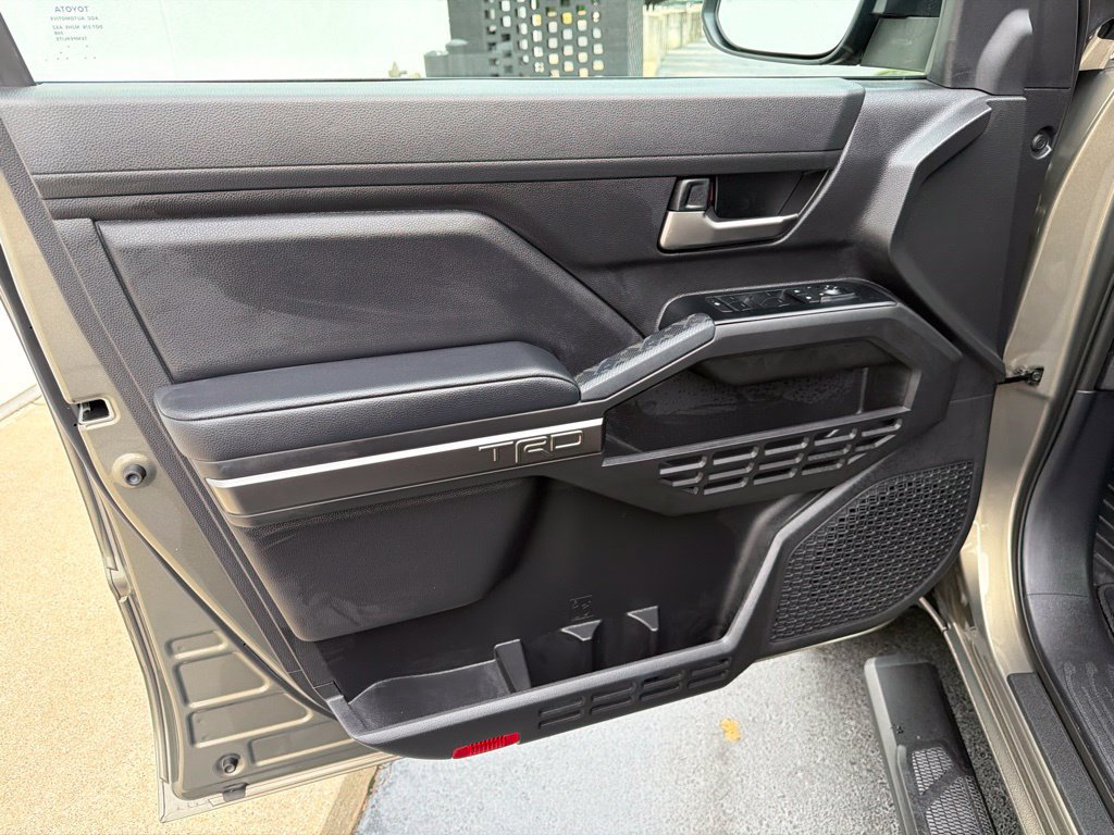 Used 2025 Toyota Tacoma TRD Sport RWD image 45
