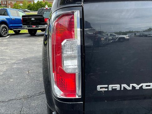 Used 2020 GMC Canyon SLE w/ Elevation Edition AWD/4WD image 24