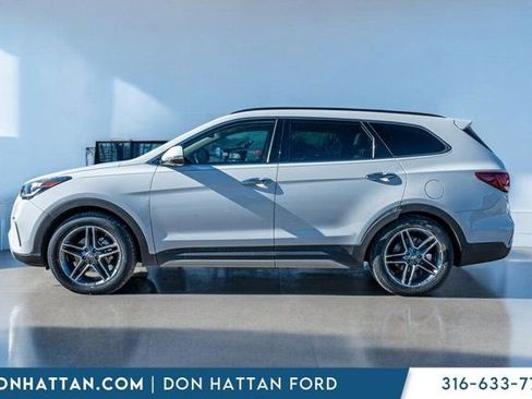 Used 2017 Hyundai Santa Fe Limited image 2