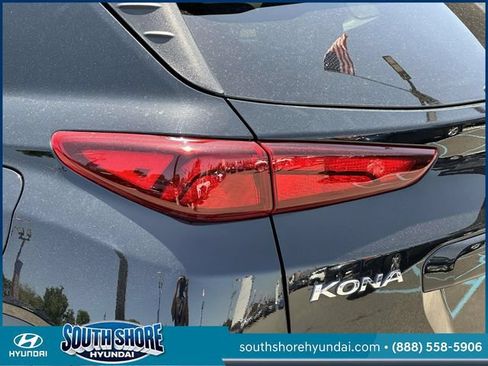 Certified 2023 Hyundai Kona SEL w/ Convenience Package AWD/4WD image 12