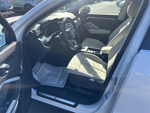 Used 2023 Audi Q3 2.0T Premium image 6