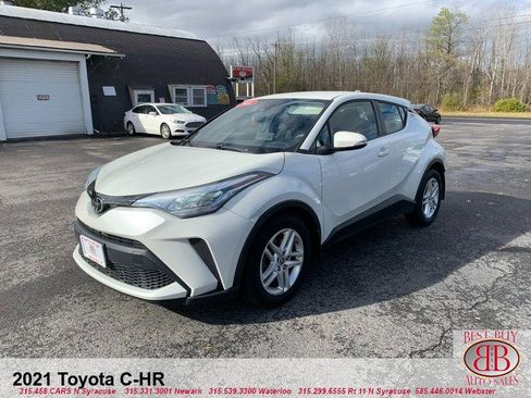 Used 2021 Toyota C-HR LE image 2