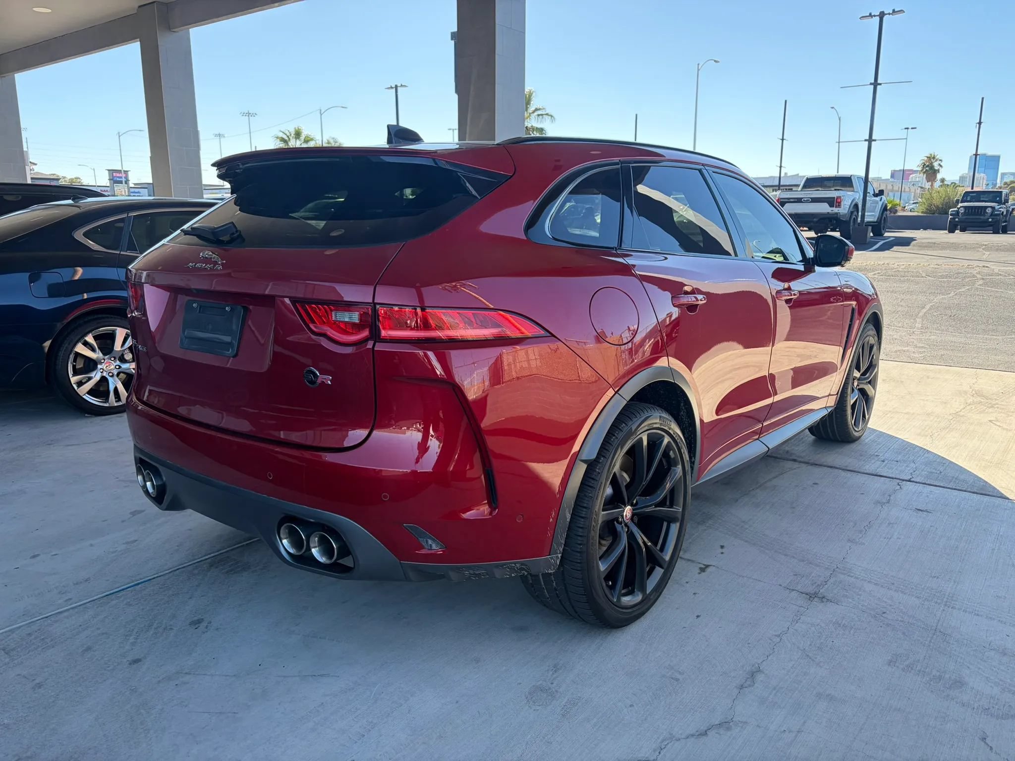 Used 2020 Jaguar F-PACE SVR AWD/4WD image 5