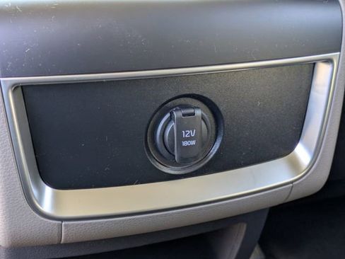 New 2026 Kia Carnival FWD image 13