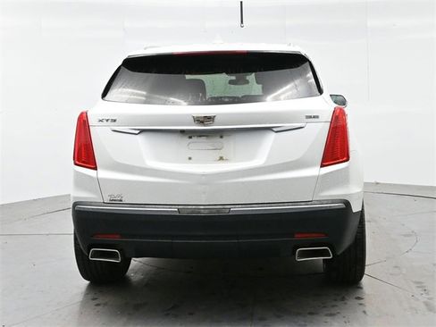 Used 2017 Cadillac XT5 Premium Luxury w/ LPO, Wheel Lock Package image 6