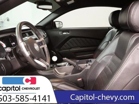 Used 2012 Ford Mustang GT Premium w/ Comfort Pkg RWD image 13
