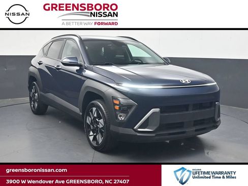 Used 2025 Hyundai Kona SEL AWD/4WD image 1