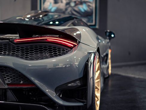 Used 2021 McLaren 765LT RWD image 35