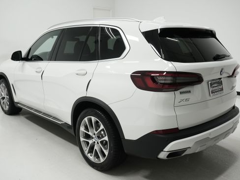 Used 2022 BMW X5 sDrive40i w/ Parking Assistance Package image 6