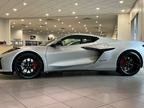 New 2026 Chevrolet Corvette Z06 w/ Stealth Interior Trim Package image 7